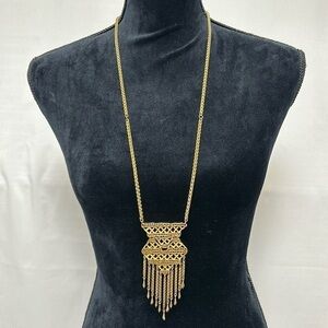 Stella and Dot Alila lace necklace